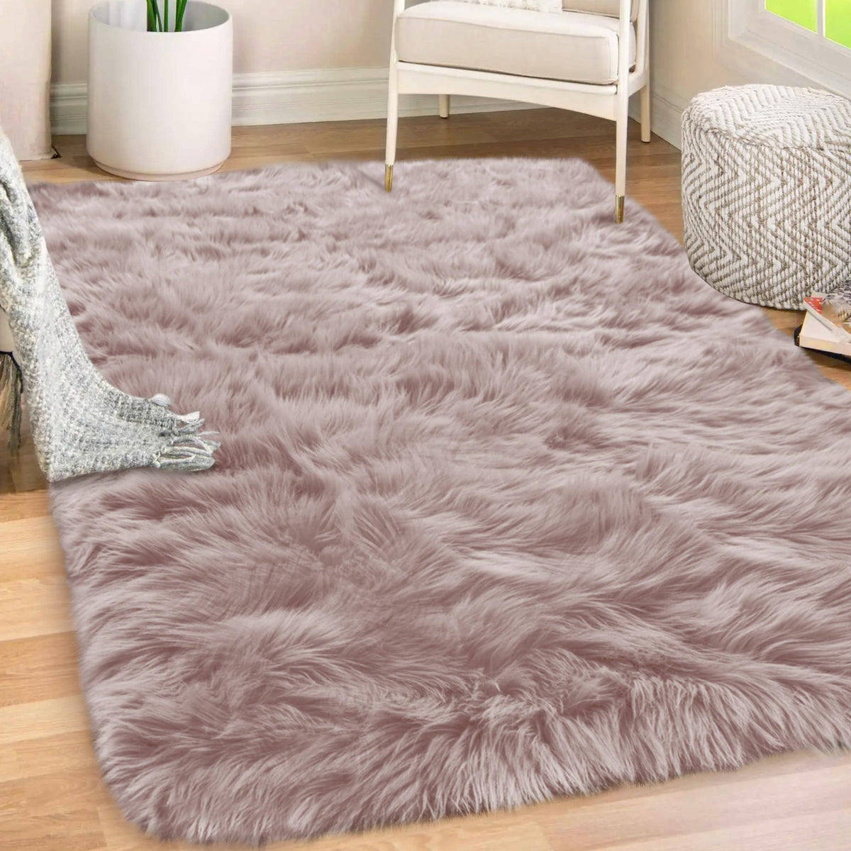 Gorilla Grip Fluffy Faux Fur Rug, Machine Washable Soft Furry Area Rugs, Rubber Backing - Product image 1