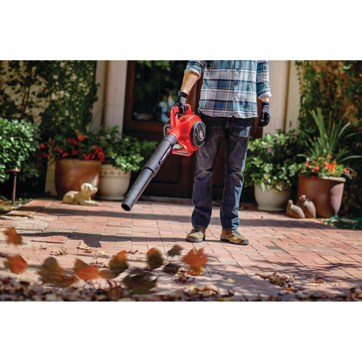Troy - Bilt 25cc Gas Leaf Blower, TB430 - Product image 3