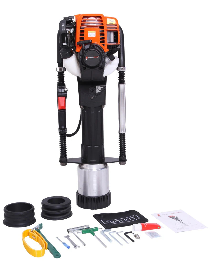 Post driver with air-cooled 4-stroke petrol engine -