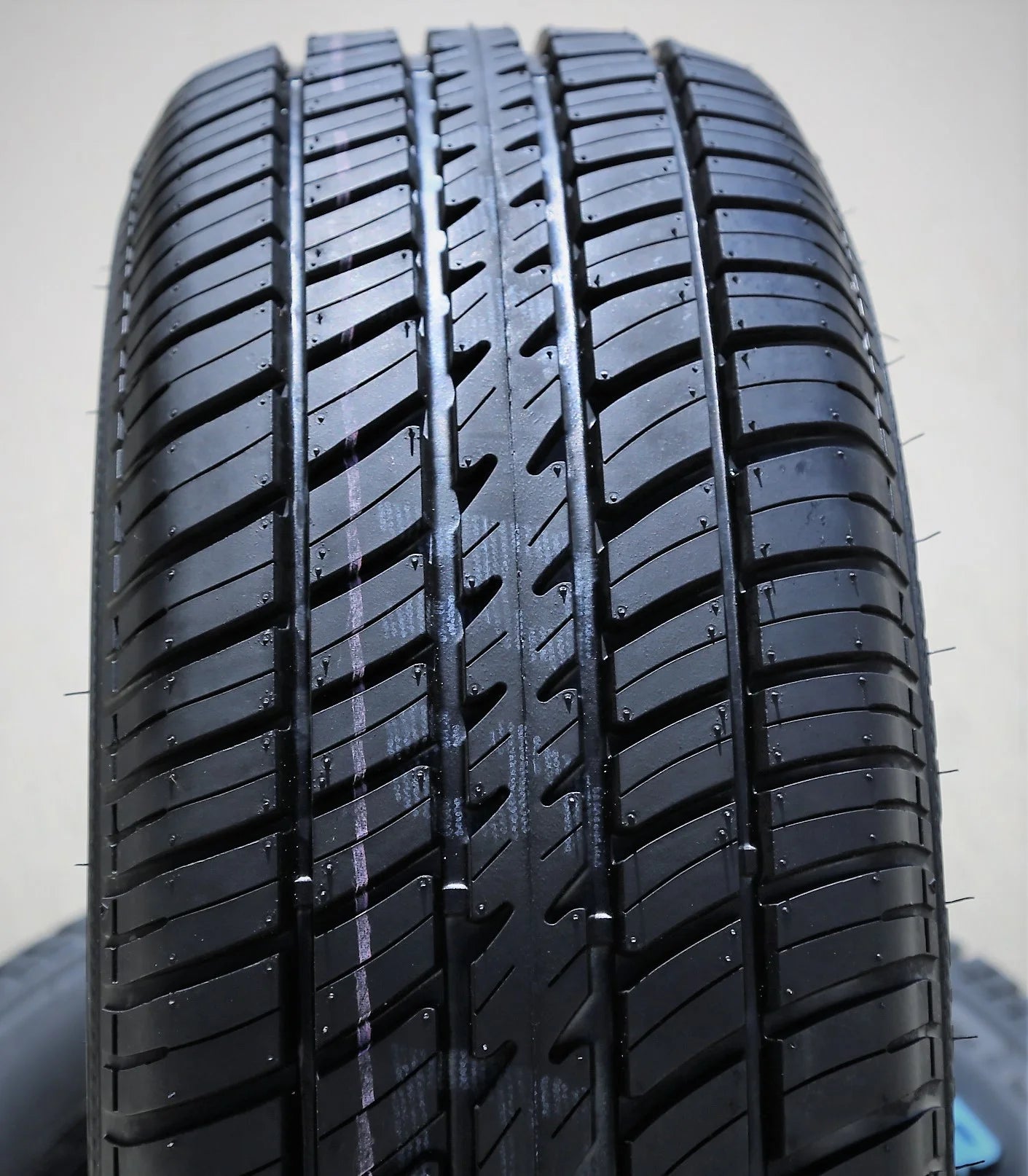Cooper Cobra Radial G/T All-Season P225/70R14 98T Passenger Tire - Product image 4