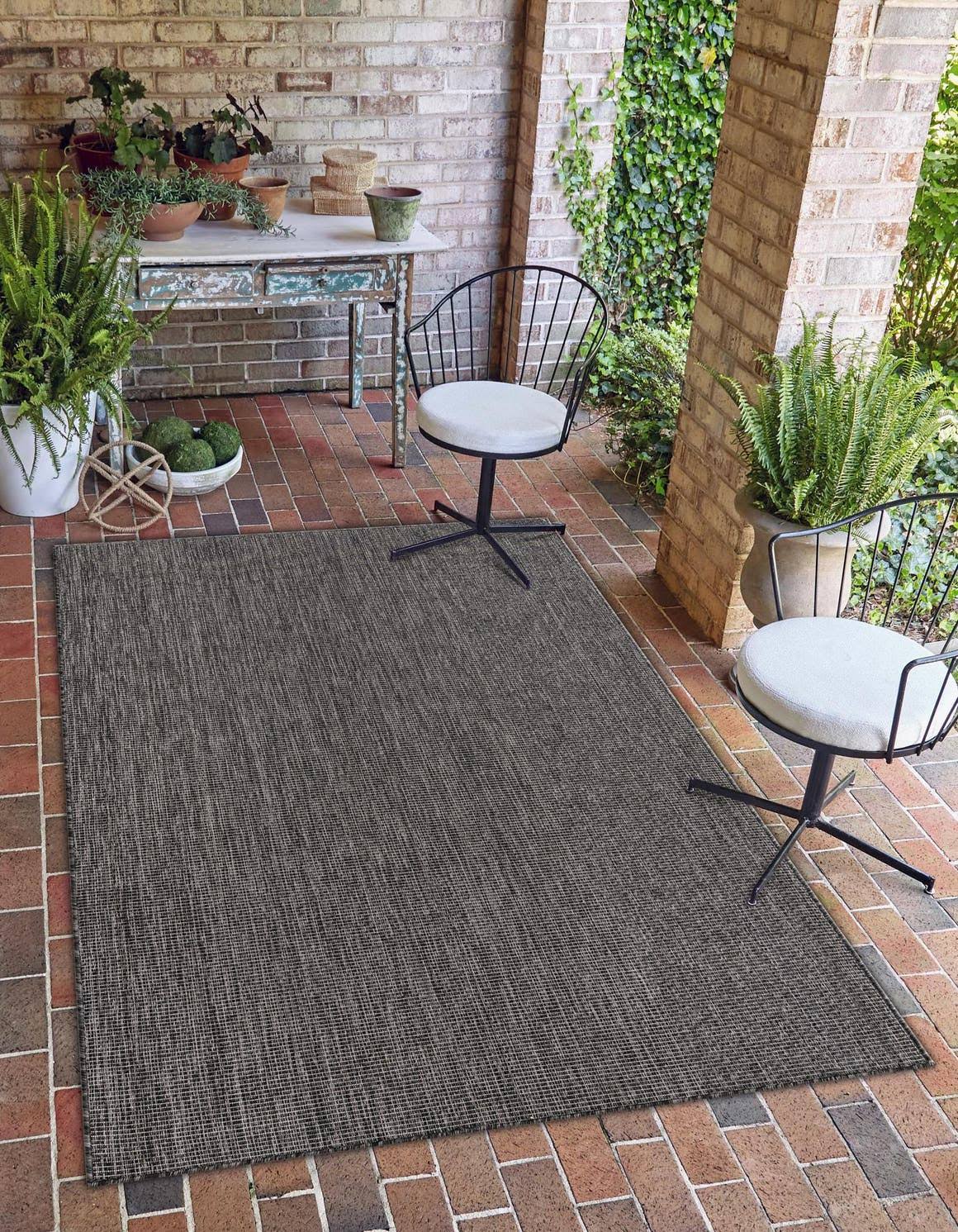 Unique Loom Outdoor Solid Area Rug - 4' x 6' Black - Product image 1