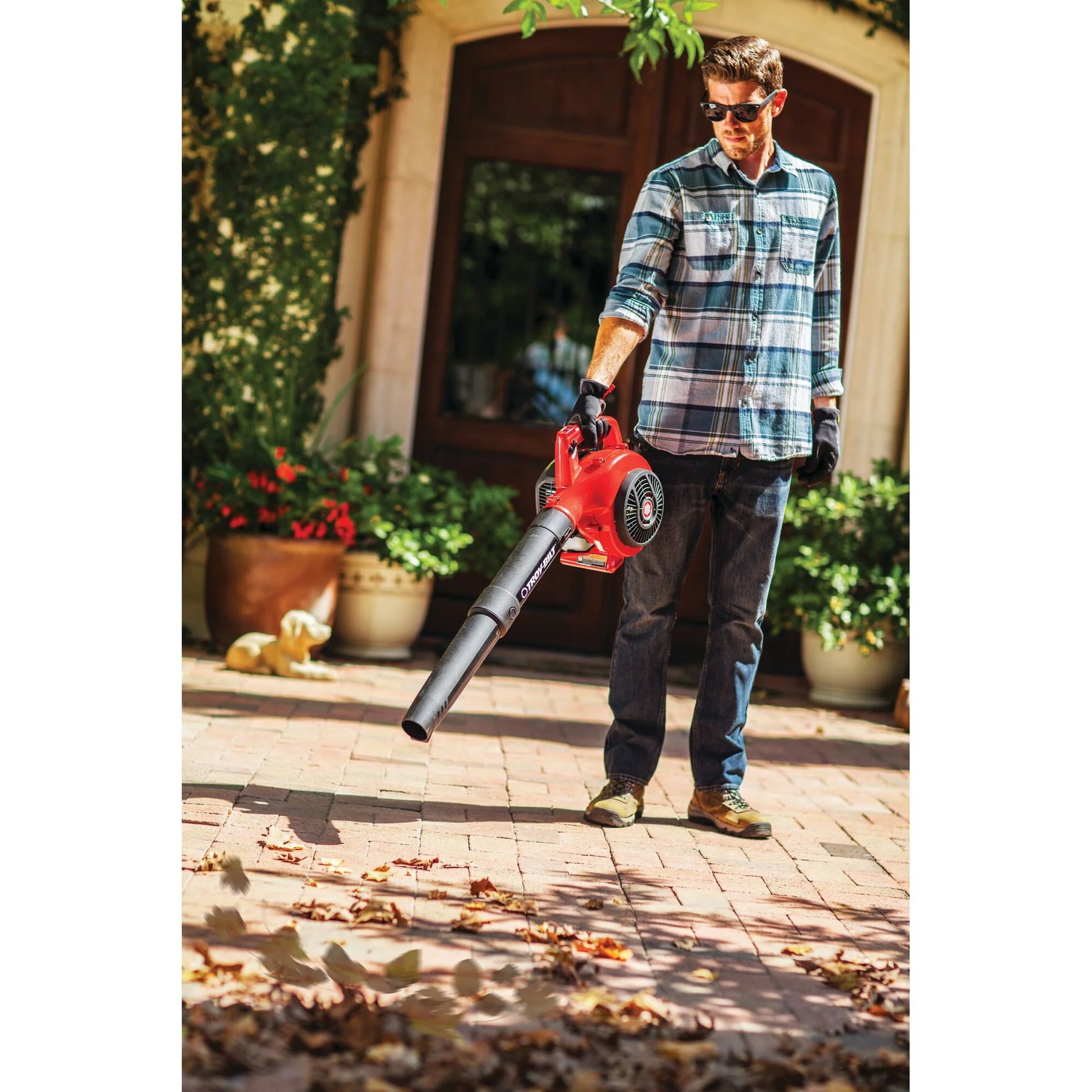 Troy - Bilt 25cc Gas Leaf Blower, TB430 - Product image 4